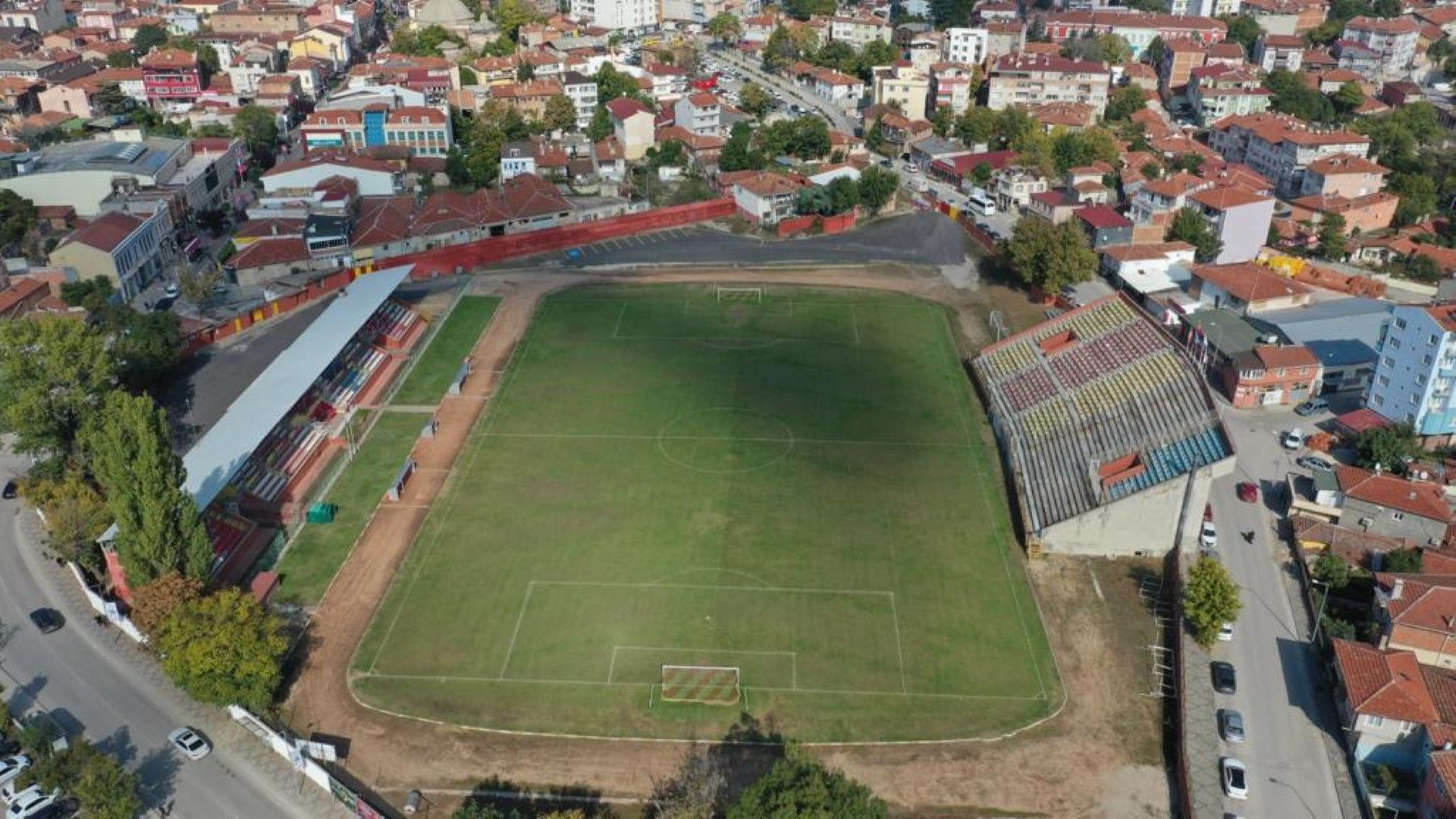 25 Kasım Futbol Stadyumu