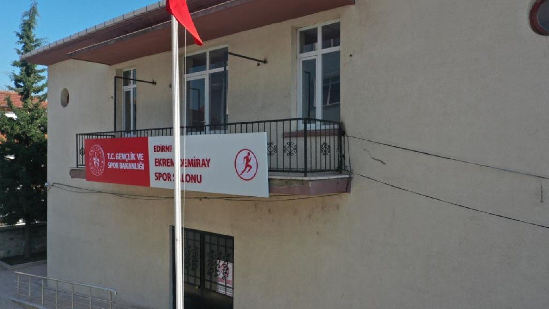 Ekrem Demiray Spor Salonu