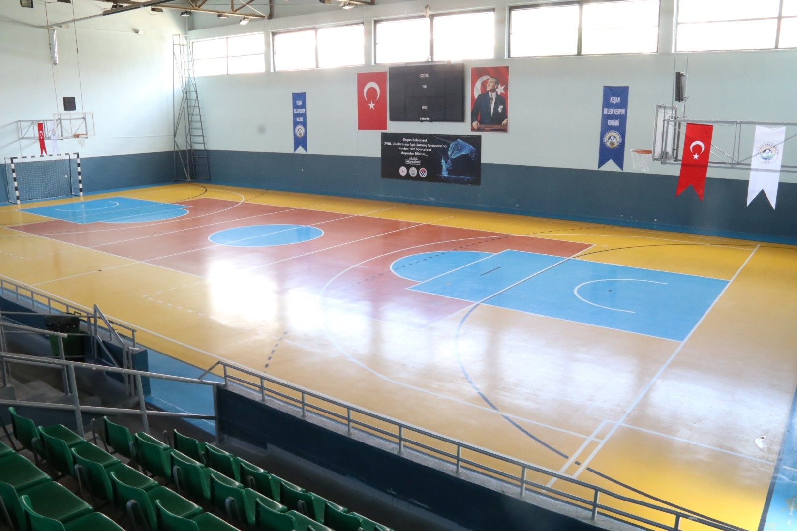 Keşan Atatürk Spor Salonu