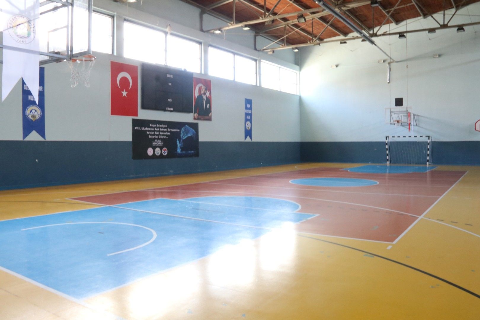 Keşan Atatürk Spor Salonu