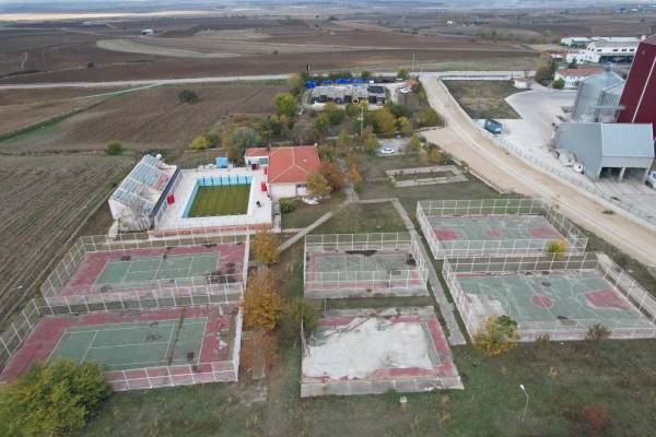 Keşan Yarı Olimpik Açık Yüzme Havuzu Açık Alan Voleybol Sahası (1 Nolu)
